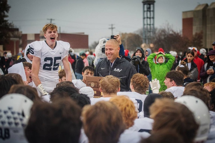 Mill Valley ks Football