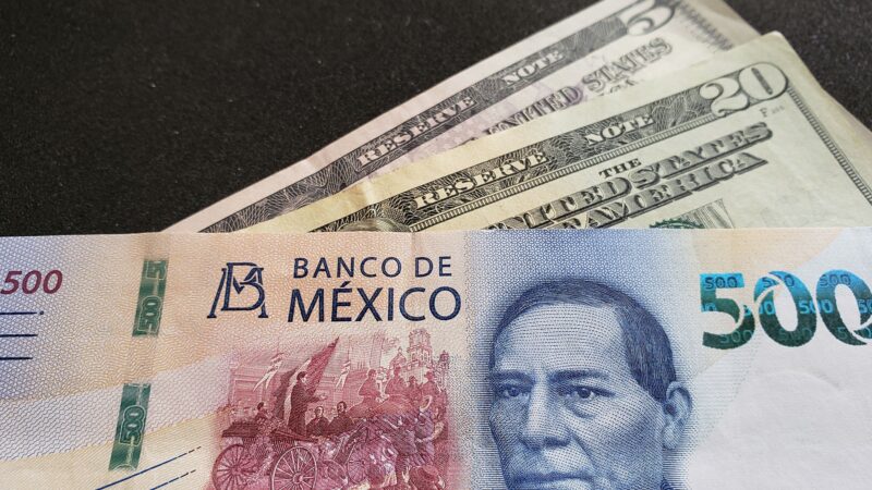 Understanding the Dynamics of USD/MXN Exchange Rate: Factors Influencing the US Dollar and Mexican Peso Relationship