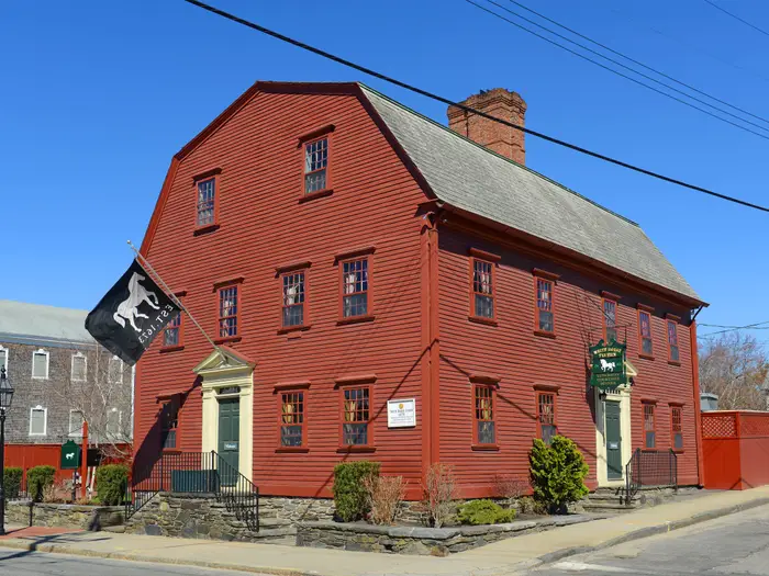 The Oldest Bar in America: A Journey Through History at the White Horse Tavern